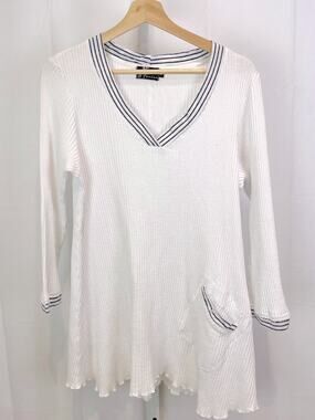 FENINI Size M Thermal Knit V-Neck Top 3/4 Sleeve Cotton Waffle White Navy Blue